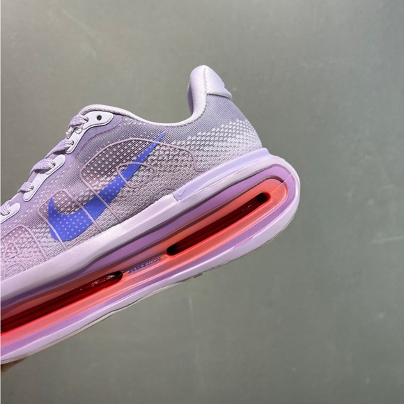 Nike Air Max Dn Lilac Pink Running Shoes - Picture 2 of 6